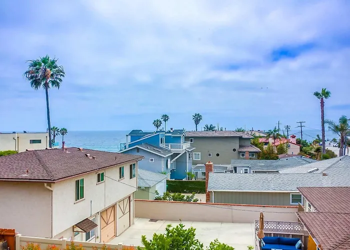 Steps 2 Ocean & Surfing Ocean Views Rooftop Deck