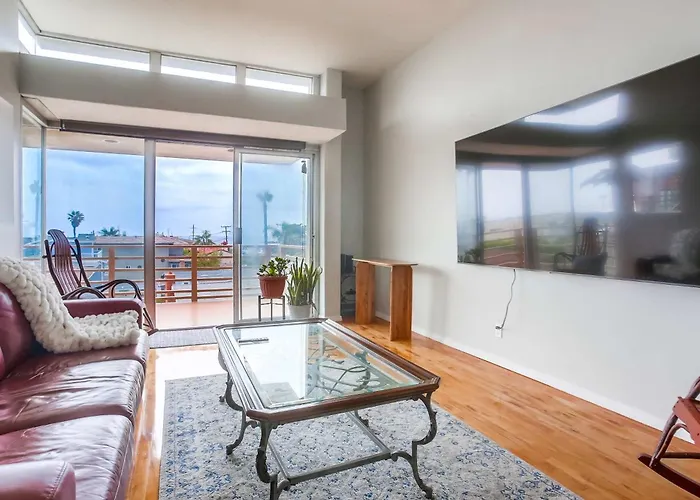 Steps 2 Ocean & Surfing Ocean Views Rooftop Deck