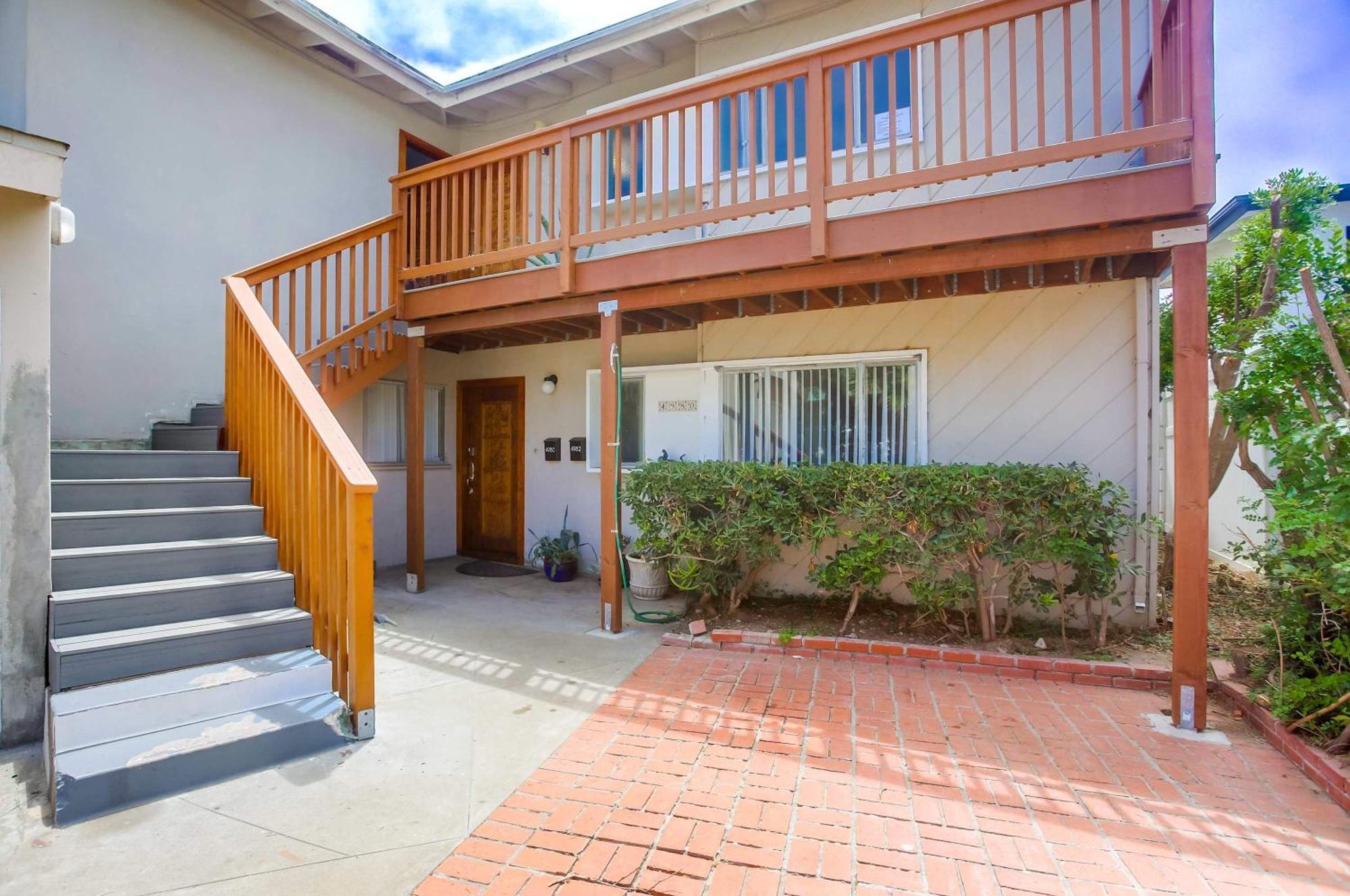 Holiday home Steps 2 Ocean & Surfing Ocean Views Rooftop Deck